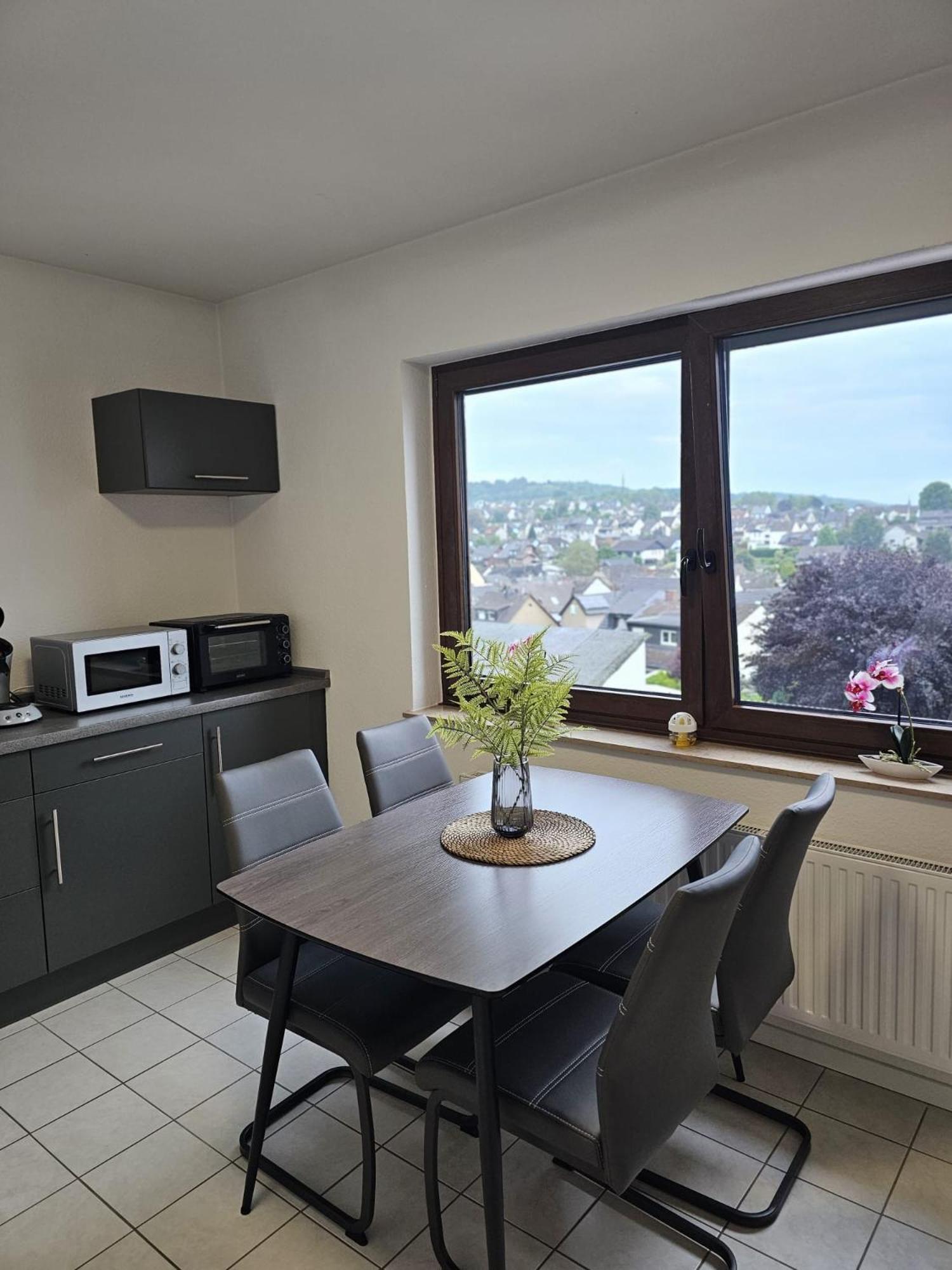 Gemuetliche Ferienwohnung Mülheim-Kärlich 외부 사진
